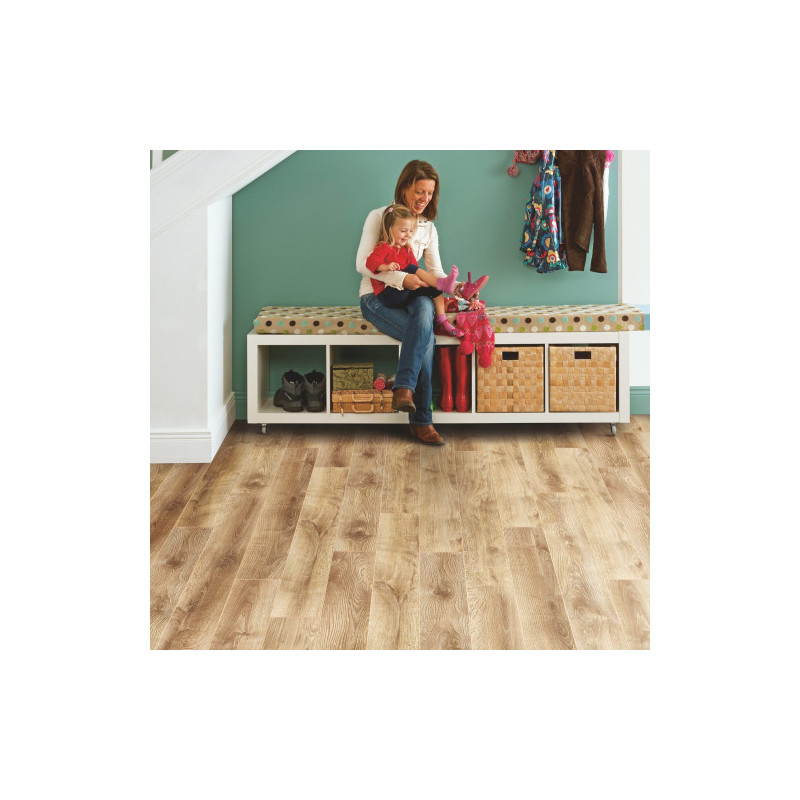 Elka 12mm Aqua Protect Laminate - Barn Oak