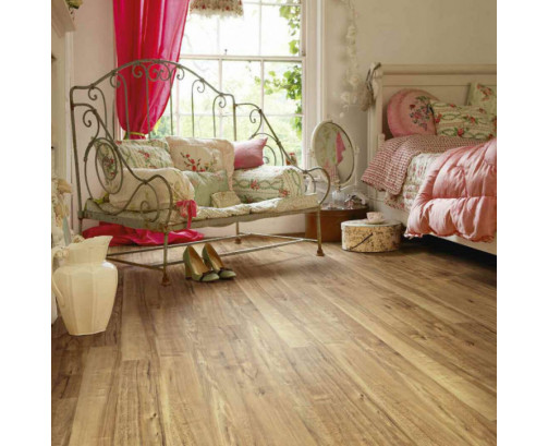 Polyflor Camaro Vinyl - Nut Tree (101x914mm)